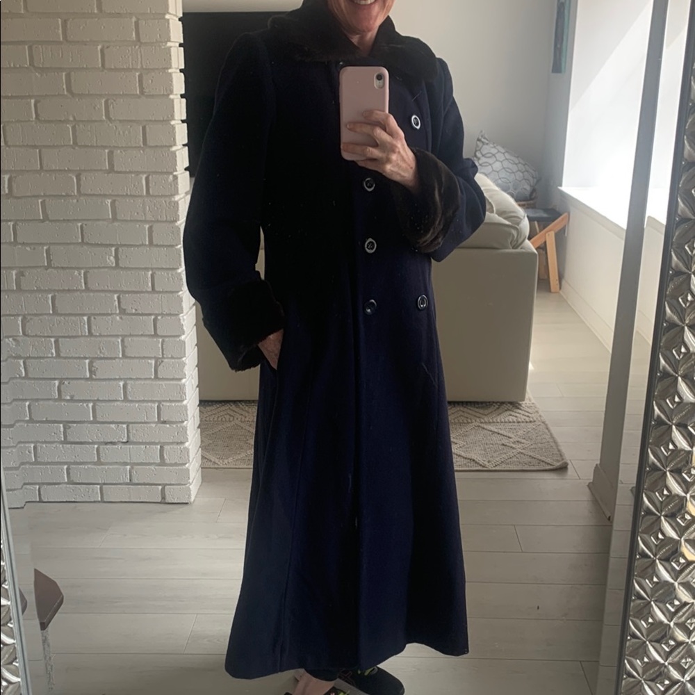 Elegant Blue Trench Coat with High Collar
